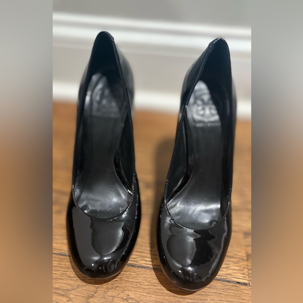 Gently used TORY BURCH platform heels. - Picture 2 of 4